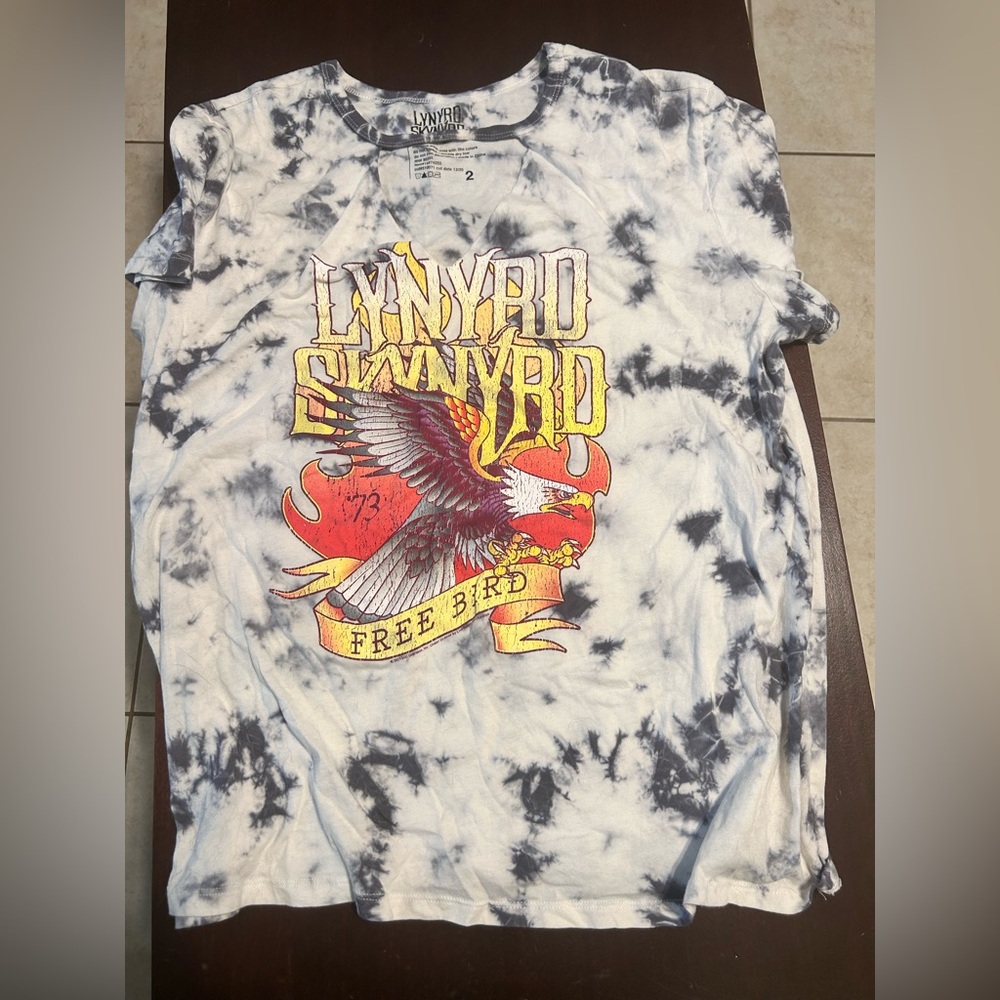 Lynyrd Skynyrd Tie-Dye Graphic Tee - Black and White